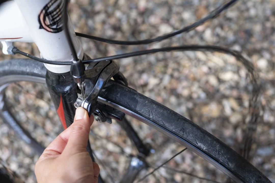 Fahrradschlauch wechseln: So klappt es garantiert! -